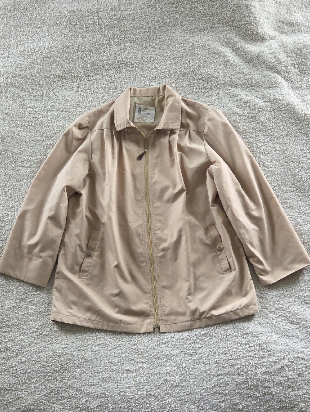 London Fof Beige Women's Zip-Front Jacket With Snap Pockets